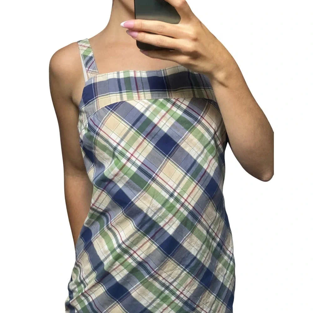 Tommy Hilfiger please see